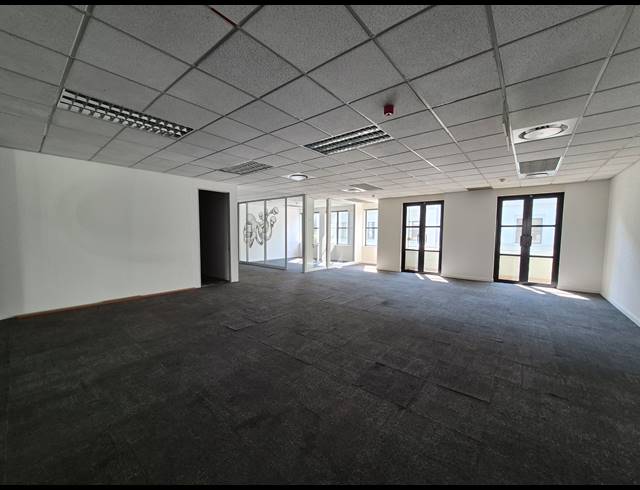 3,265M² OFFICE TO LET IN SANDTON CENTRAL